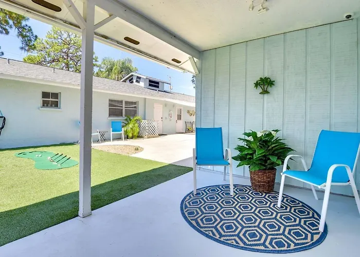 Coconut Cove Mid-Long Term Stays Available Walk To Downtown Trolly To Beaches